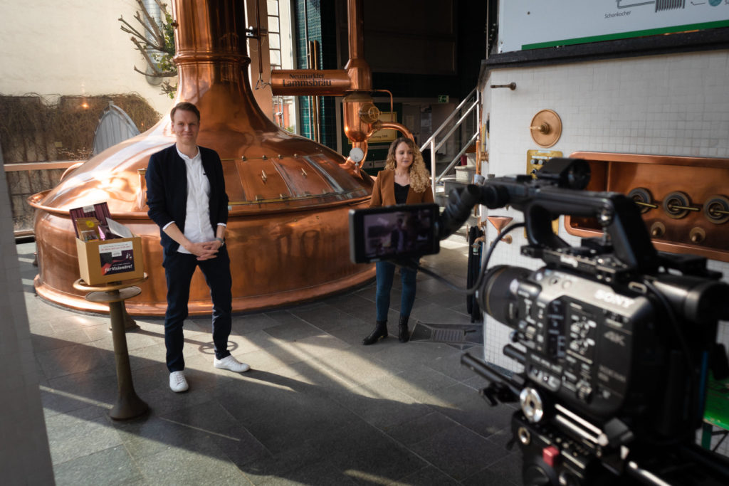 Aufregend für uns (und alle Beteiligten) war's beim Livestream für die Mitarbeiter der Neumarkter Lammsbräu, den wir umsetzen durften.