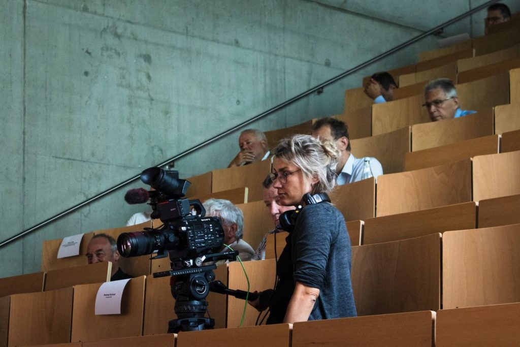 Die Technische Hochschule Ingolstadt mit ihrem Institut für Erneuerbare Energien beschäftigt uns nun einige Jahre. Dafür durften wir nun viele unserer Kompetenzen ballen: 360° App plus Imagefilm-Dreh plus Livestream.