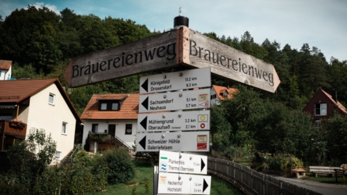 Vergangenes Wochenende hatten wir die Freude für eine TV-Reportage entlang des 14 Kilometer langen Bierwanderwegs filmen zu dürfen.