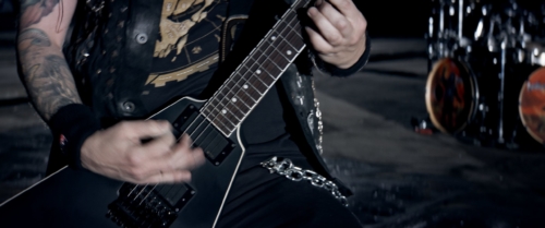 Zeit für etwas Besinnliches (nicht!): Unser Clip für Destruction ist veröffentlicht. Metal!🔥